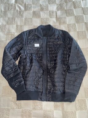 Lululemon Reversible SwitchOver Bomber‎ Jacket size M